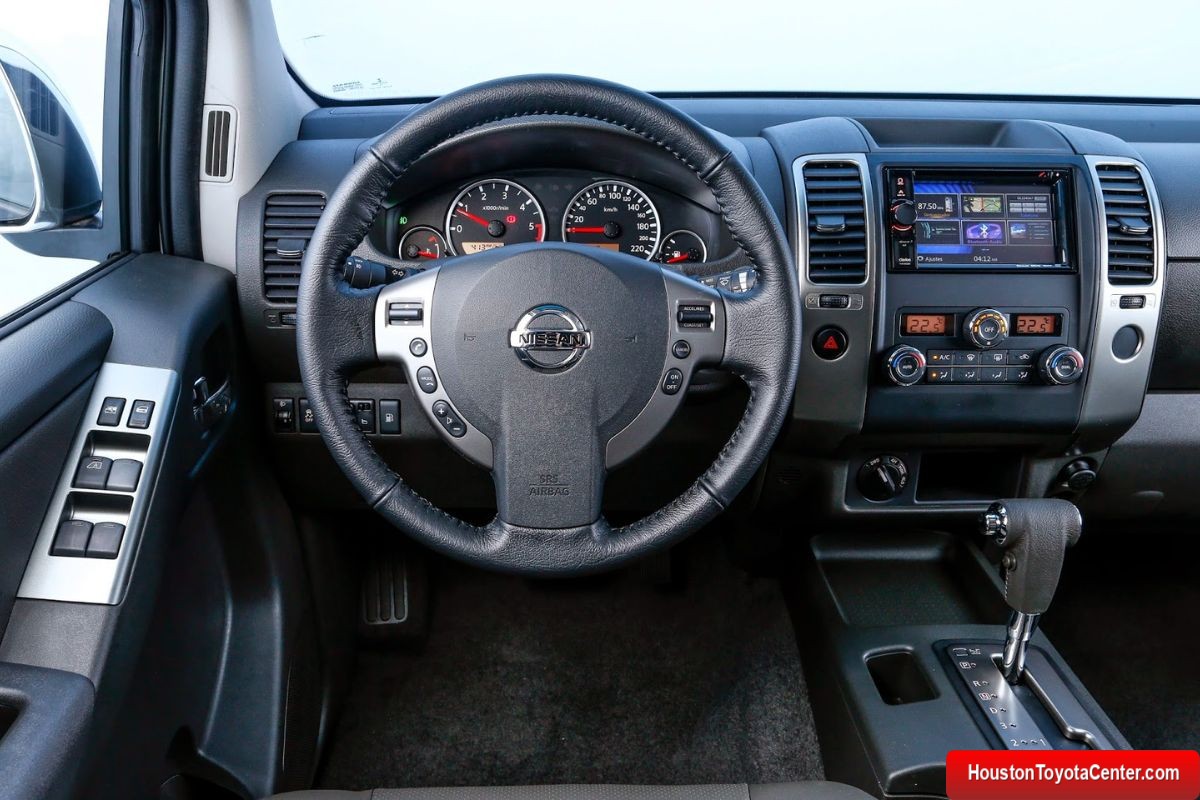 The 2015 Nissan Frontier SL 2.5 Diesel pickup combines performance and durability with an attractive price on the used market