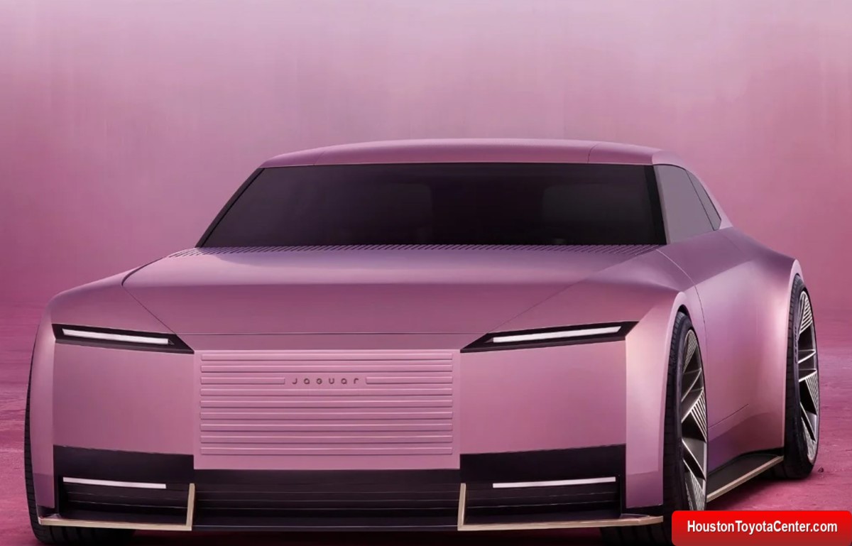 Former Ferrari and McLaren designer blasts Jaguar concept, says it looks like the work of a junior student